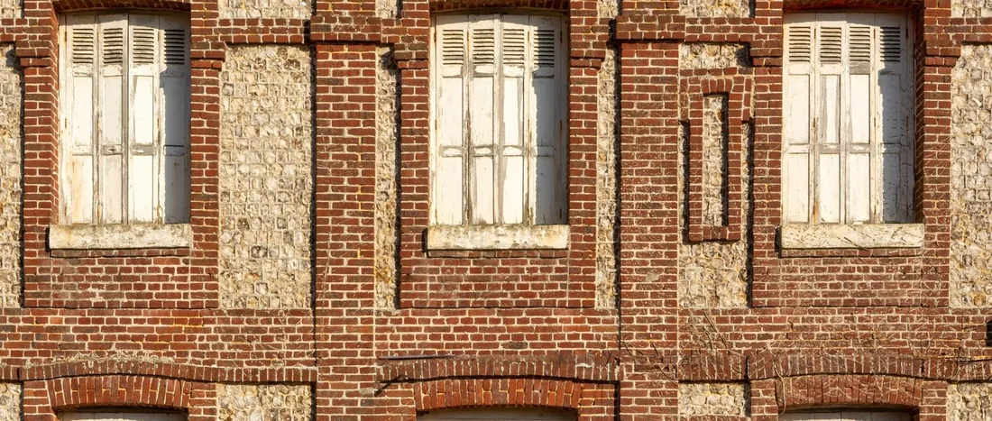 Bâtiment ancien du Puy-de-Dôme où la saignée est impossible